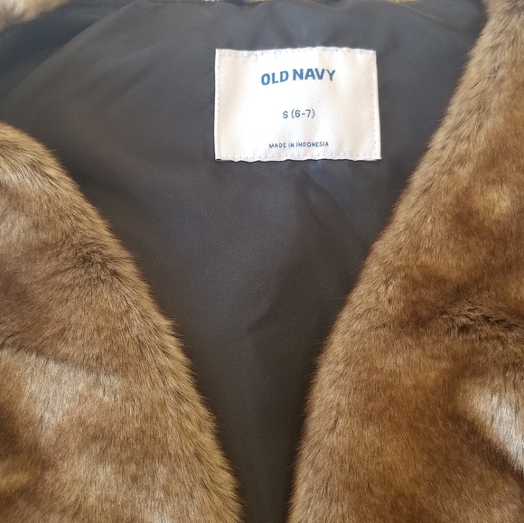 Old Navy Faux Fur Brown Soft Open Front Vest EUC - Picture 7 of 9